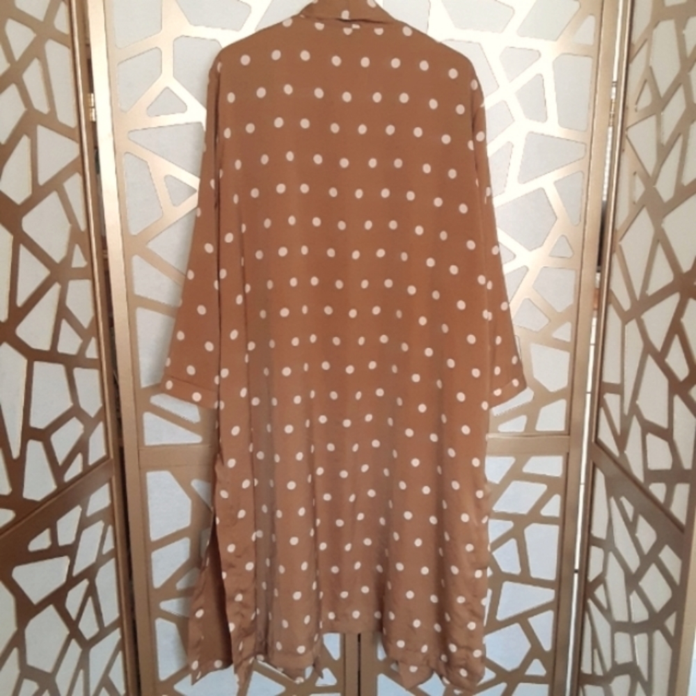 NWOT BB DAKOTA Deedra Duster Tan/Cream Dot - Picture 6 of 10
